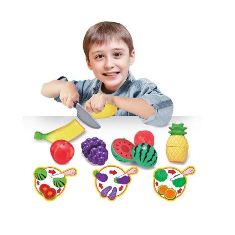 Fructe din plastic cu tocator si accesorii, 3 ani +